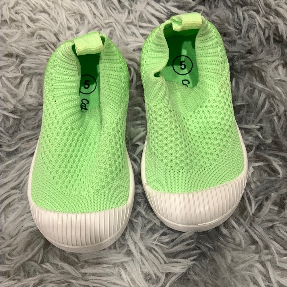 3/$15 Cat & Jack Green and White Slip-On Sneakers with Knit Fabric
